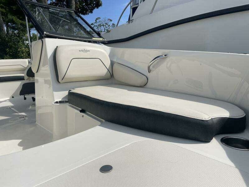 19ft Stingray Yacht For Sale