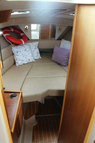 Forwqrd V Berth
