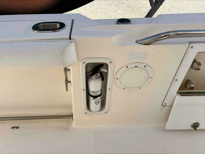 31ft Edgewater Yacht For Sale