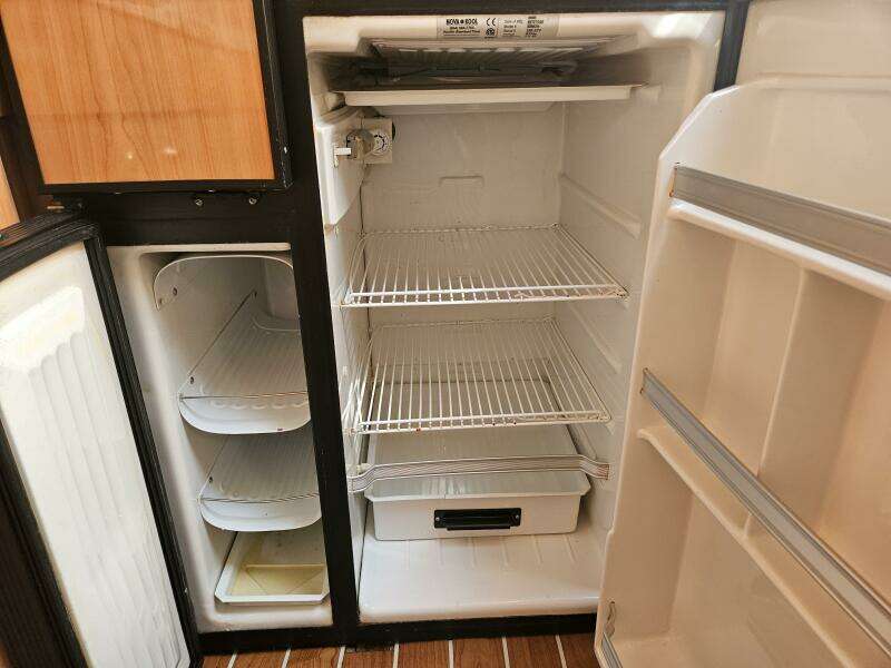 Off Site 41ft Regal Yacht For Sale