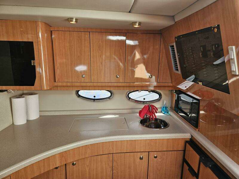 Off Site 41ft Regal Yacht For Sale