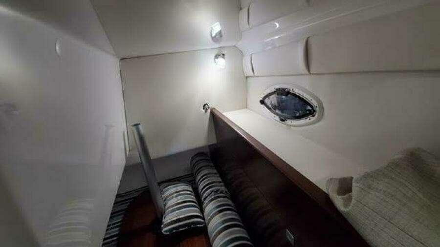 29ft Monterey Yacht For Sale