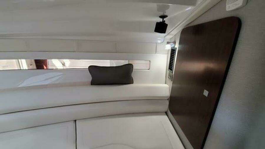 29ft Monterey Yacht For Sale