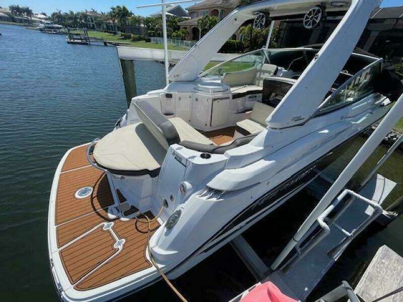 29ft Monterey Yacht For Sale