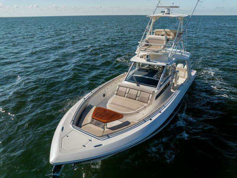 SMOKE SHOW 42ft Boston Whaler Yacht For Sale