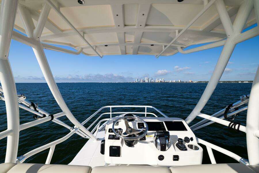 SMOKE SHOW 42ft Boston Whaler Yacht For Sale