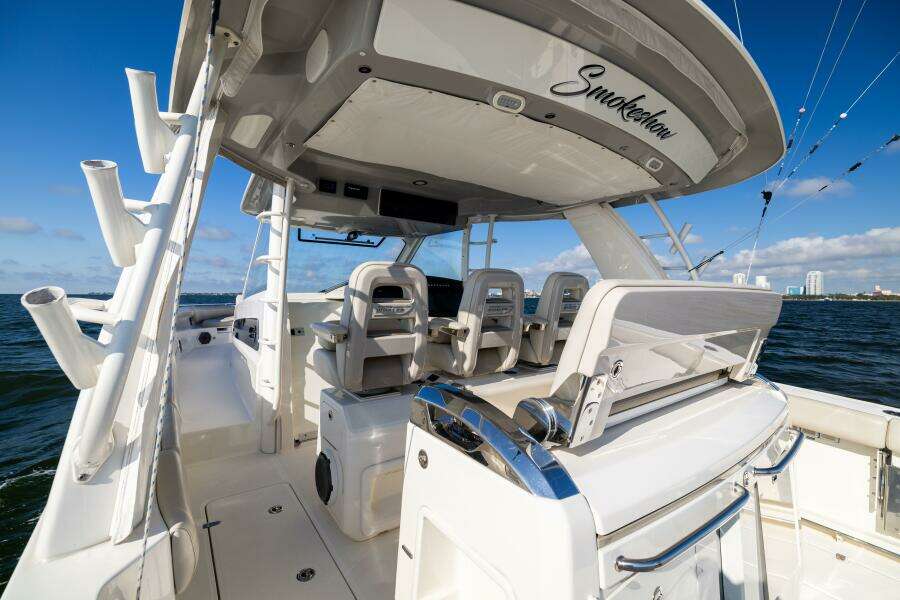 SMOKE SHOW 42ft Boston Whaler Yacht For Sale