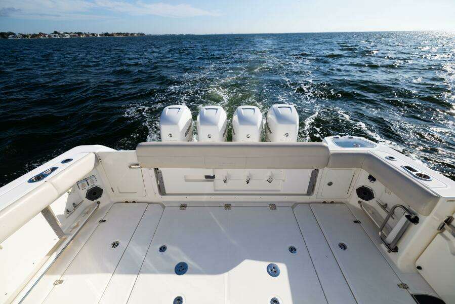 SMOKE SHOW 42ft Boston Whaler Yacht For Sale