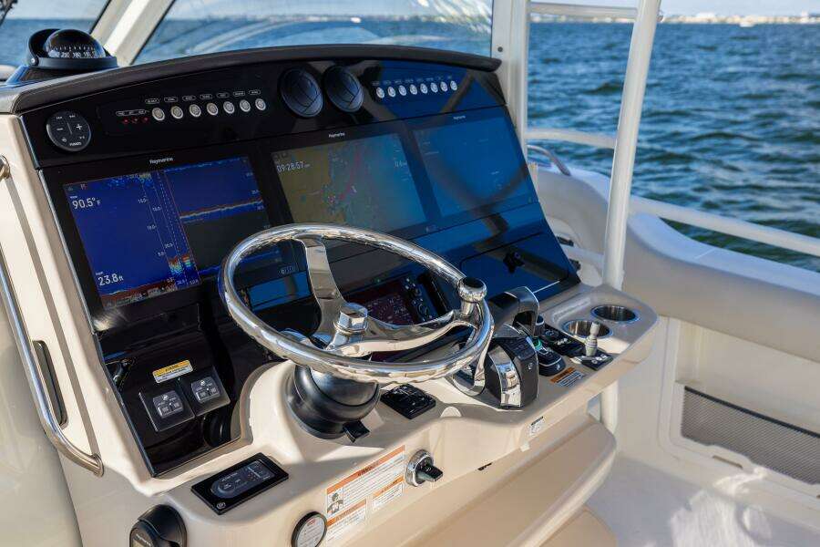 SMOKE SHOW 42ft Boston Whaler Yacht For Sale