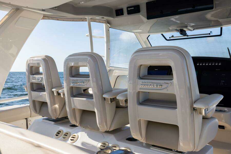 SMOKE SHOW 42ft Boston Whaler Yacht For Sale