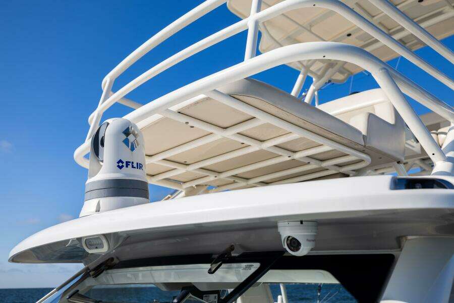 SMOKE SHOW 42ft Boston Whaler Yacht For Sale