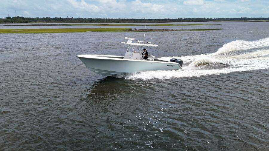 33ft SeaHunter Yacht For Sale