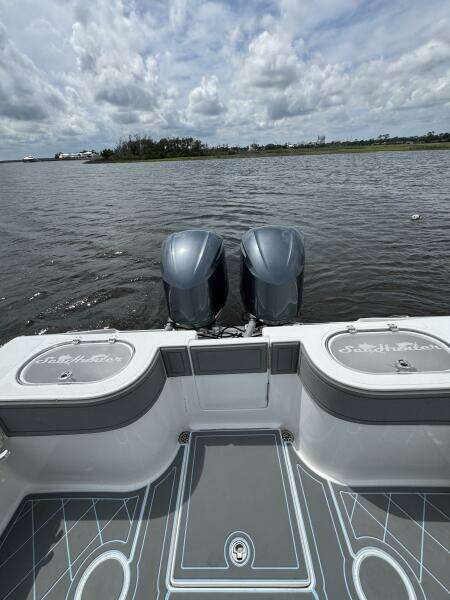 33ft SeaHunter Yacht For Sale