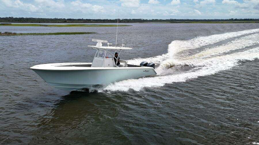 33ft SeaHunter Yacht For Sale