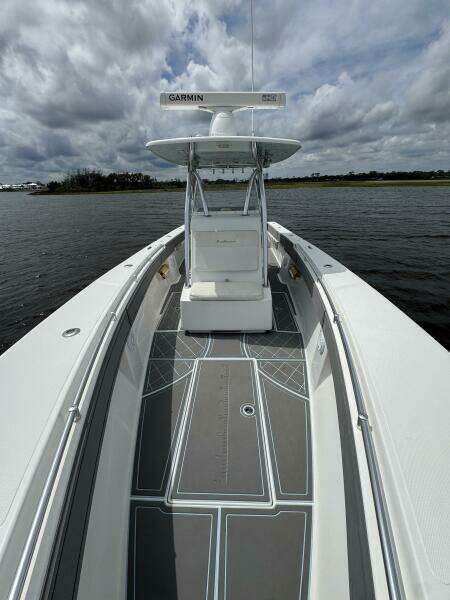 33ft SeaHunter Yacht For Sale