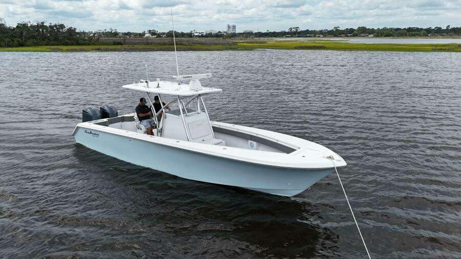 33ft SeaHunter Yacht For Sale