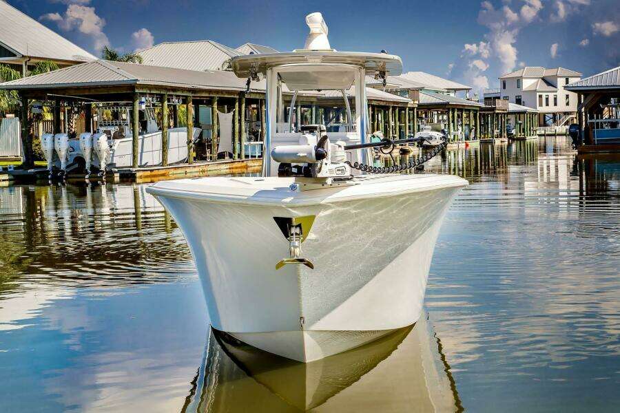 33ft Front Runner Yacht For Sale