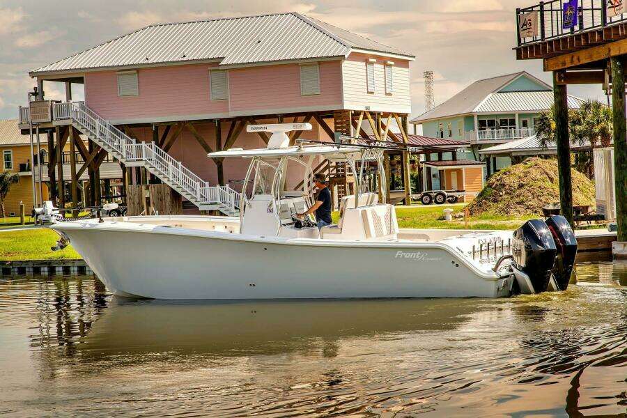 33ft Front Runner Yacht For Sale