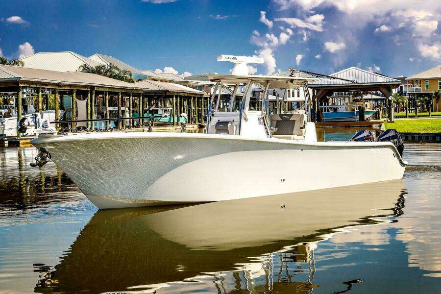 33ft Front Runner Yacht For Sale
