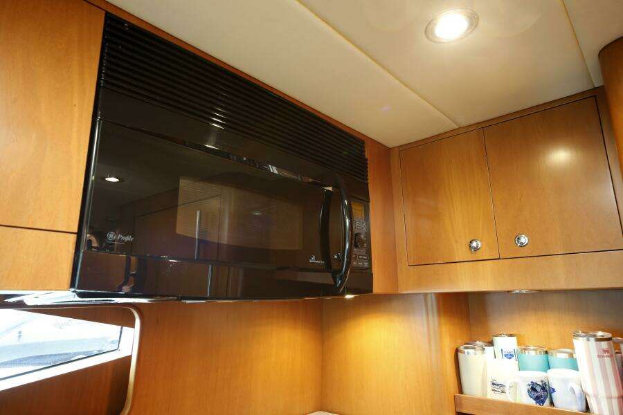 SOUTHERN LADY 73ft Horizon Yacht For Sale