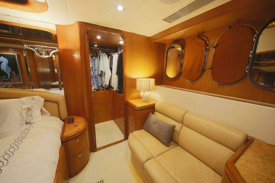 SOUTHERN LADY 73ft Horizon Yacht For Sale