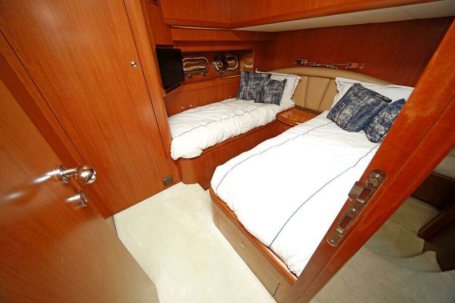 SOUTHERN LADY 73ft Horizon Yacht For Sale