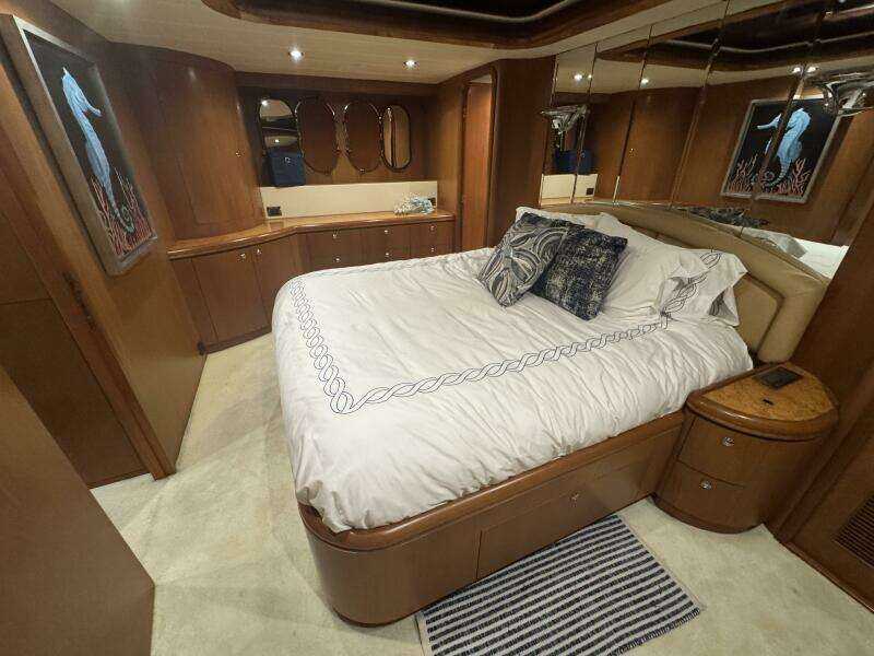 SOUTHERN LADY 73ft Horizon Yacht For Sale