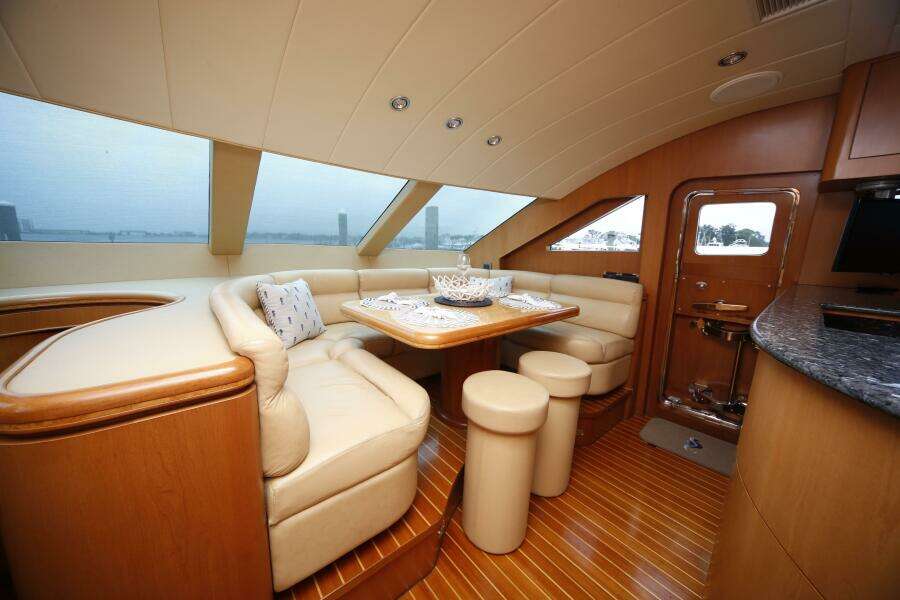 SOUTHERN LADY 73ft Horizon Yacht For Sale