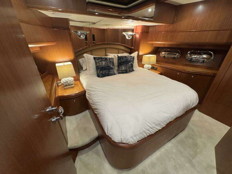 SOUTHERN LADY 73ft Horizon Yacht For Sale