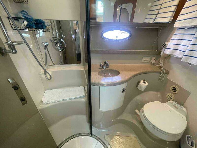 LOST BOUYS 38ft Regal Yacht For Sale