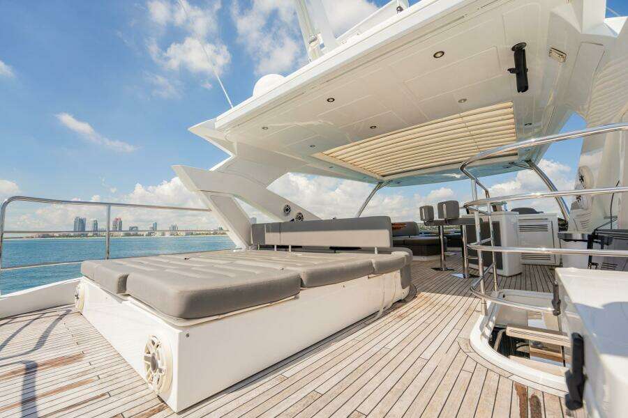 DO IT ANYWAY 76ft Sunseeker Yacht For Sale