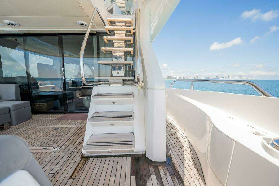 DO IT ANYWAY 76ft Sunseeker Yacht For Sale