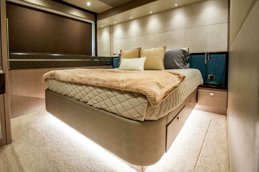 DO IT ANYWAY 76ft Sunseeker Yacht For Sale