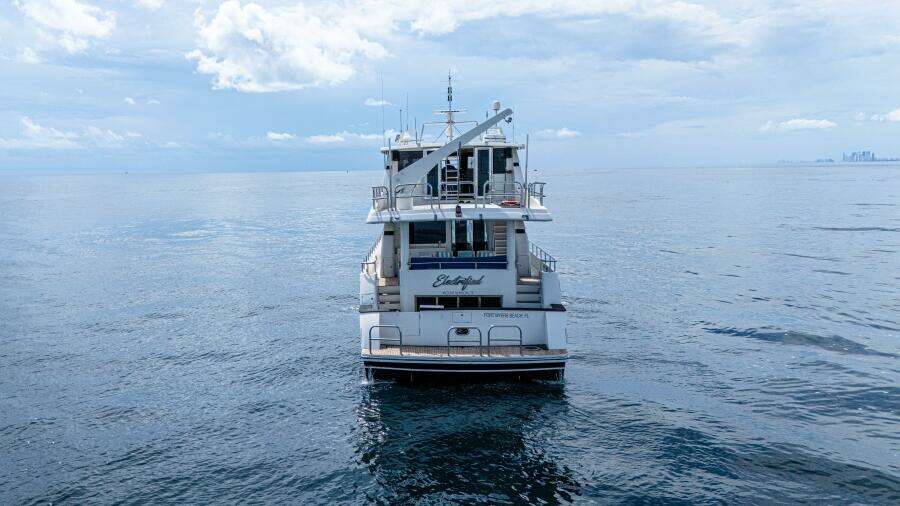 Electrified 82ft Motor Yacht Yacht For Sale