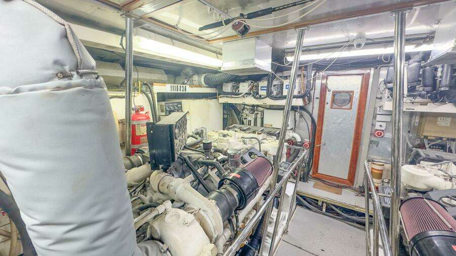 Electrified 82ft Motor Yacht Yacht For Sale