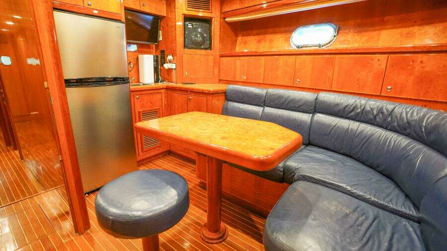 Electrified 82ft Motor Yacht Yacht For Sale