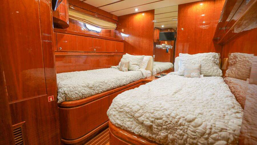 Electrified 82ft Motor Yacht Yacht For Sale