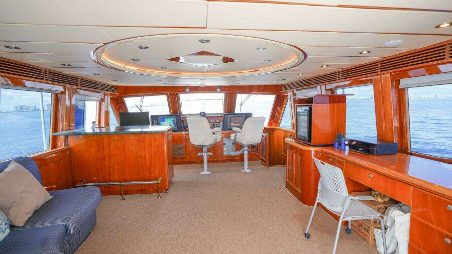 Electrified 82ft Motor Yacht Yacht For Sale