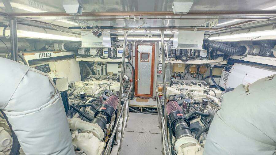 Electrified 82ft Motor Yacht Yacht For Sale