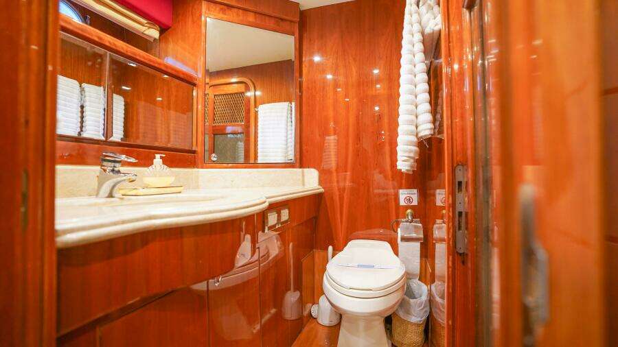Electrified 82ft Motor Yacht Yacht For Sale