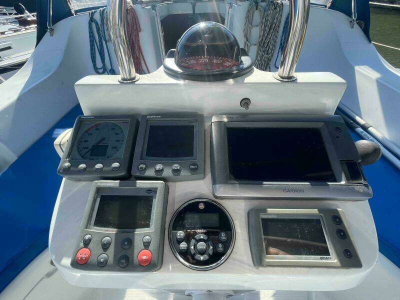 GRAND CRU 39ft Beneteau Yacht For Sale