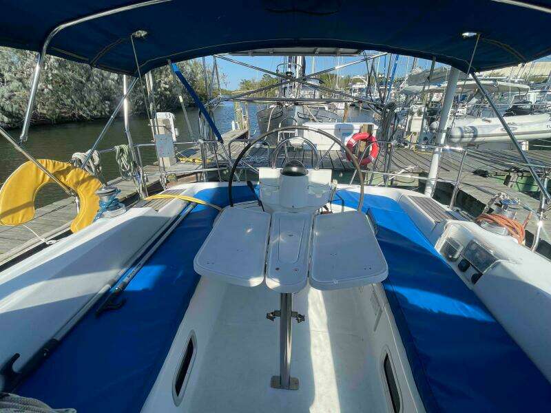 GRAND CRU 39ft Beneteau Yacht For Sale