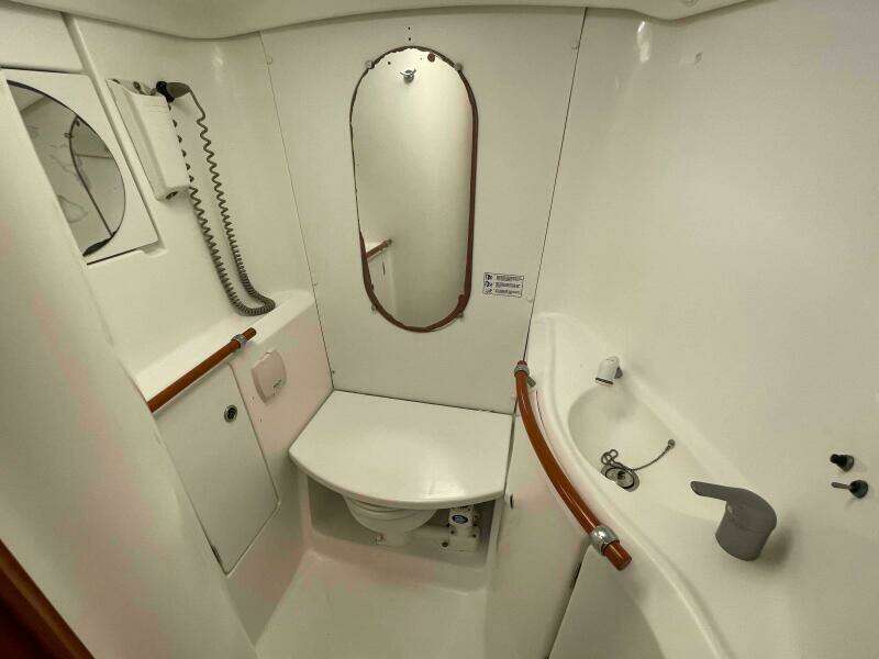 GRAND CRU 39ft Beneteau Yacht For Sale
