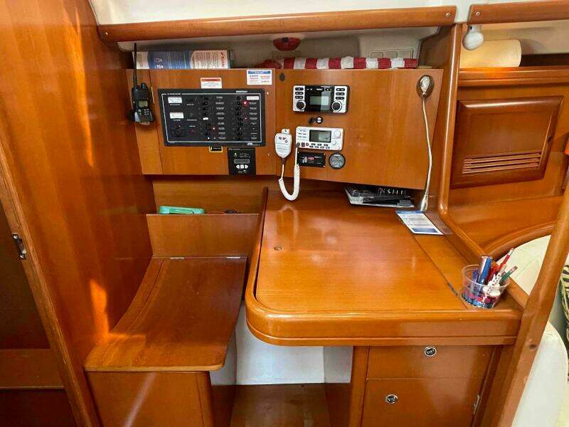 GRAND CRU 39ft Beneteau Yacht For Sale