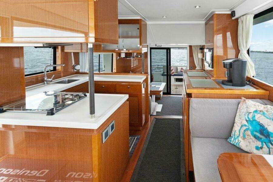 DREAMSCAPE 50ft Beneteau Yacht For Sale