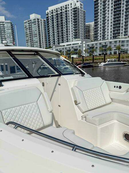 36ft Pursuit Yacht For Sale