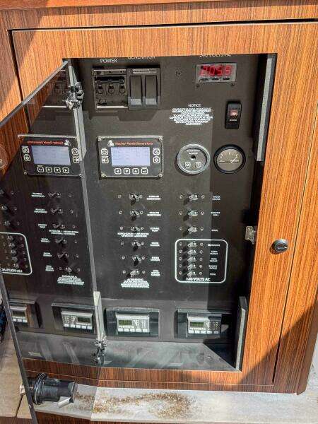 36ft Pursuit Yacht For Sale