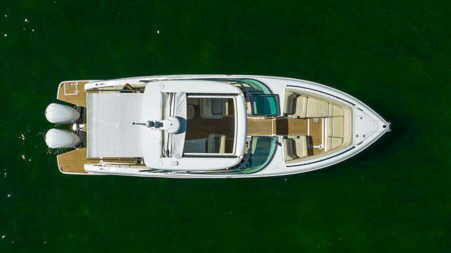 33ft Regal Yacht For Sale