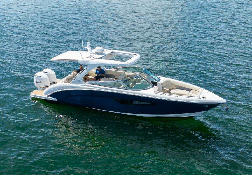 33ft Regal Yacht For Sale