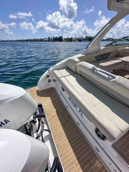 33ft Regal Yacht For Sale